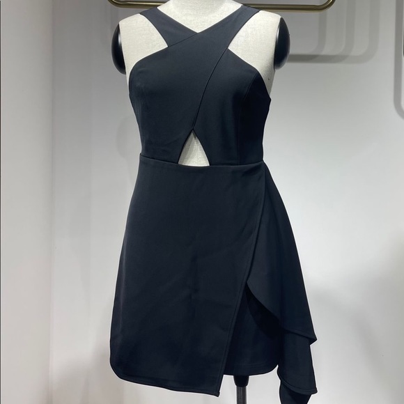 Criss cross front drape dress - Picture 1 of 3